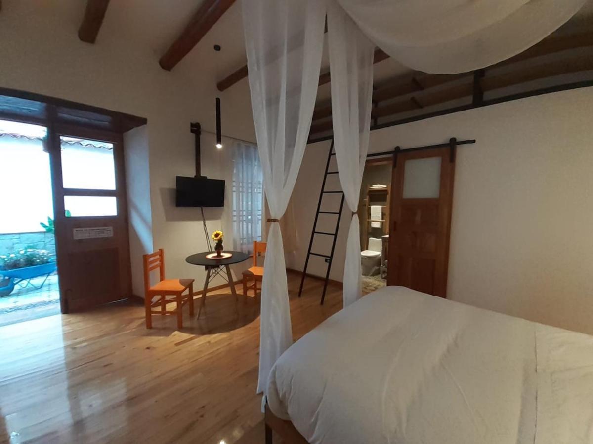Hostal Suite Le Fabrique Куенка Екстериор снимка
