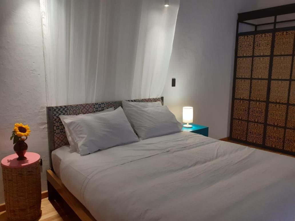 Hostal Suite Le Fabrique Куенка Екстериор снимка