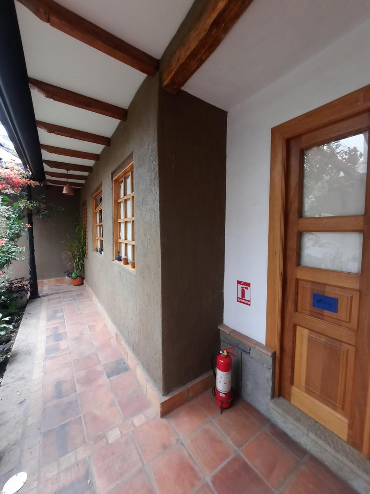 Hostal Suite Le Fabrique Куенка Екстериор снимка