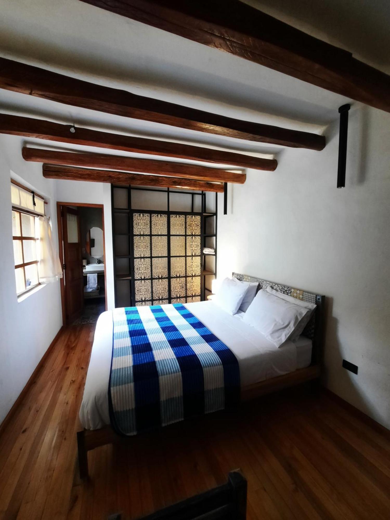 Hostal Suite Le Fabrique Куенка Екстериор снимка