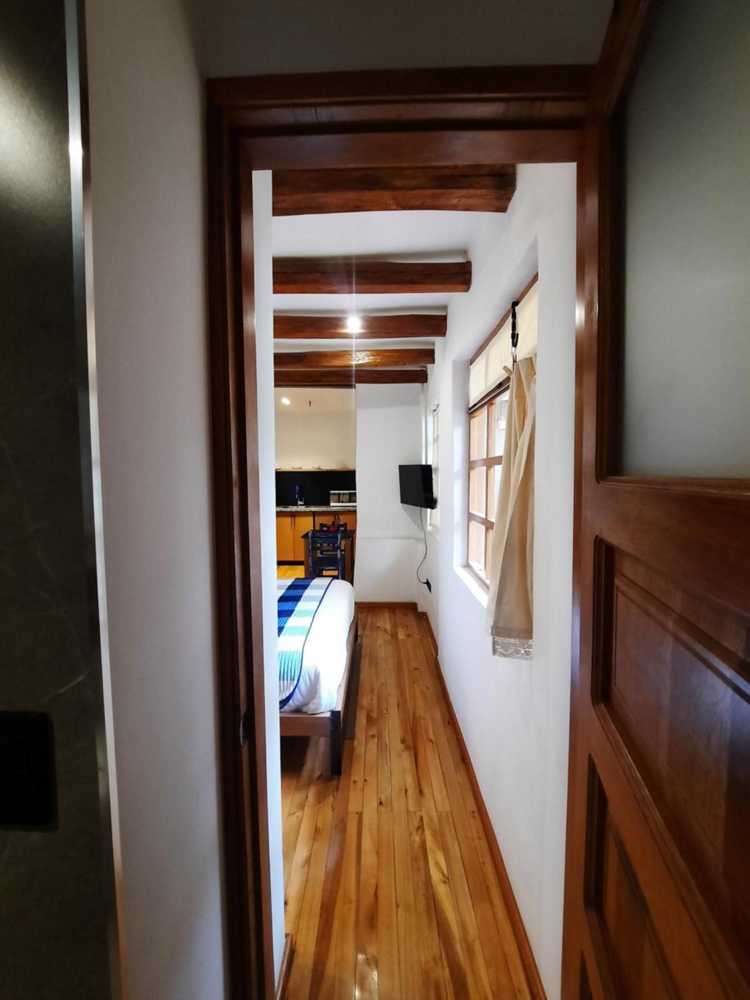 Hostal Suite Le Fabrique Куенка Екстериор снимка