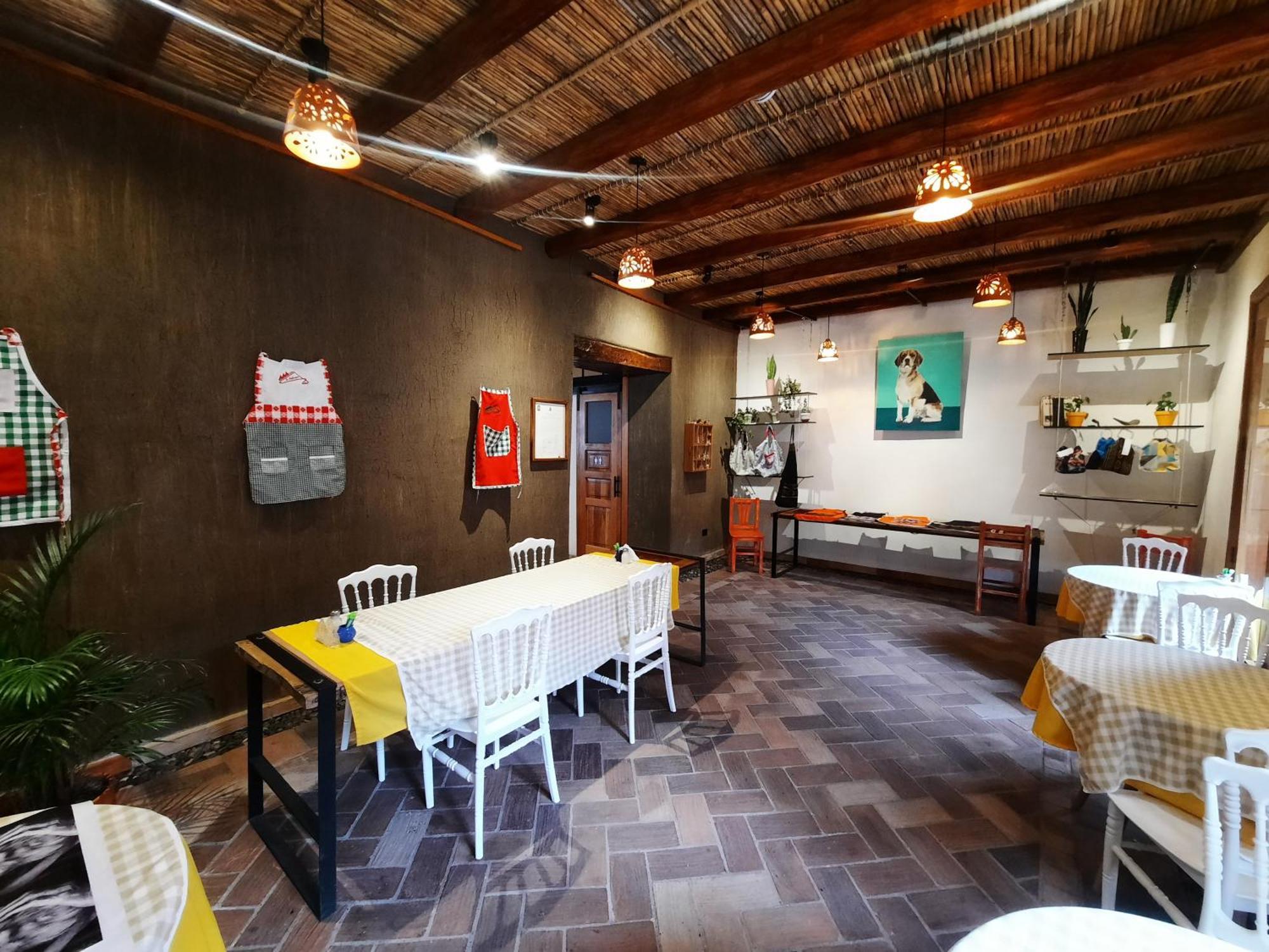 Hostal Suite Le Fabrique Куенка Екстериор снимка