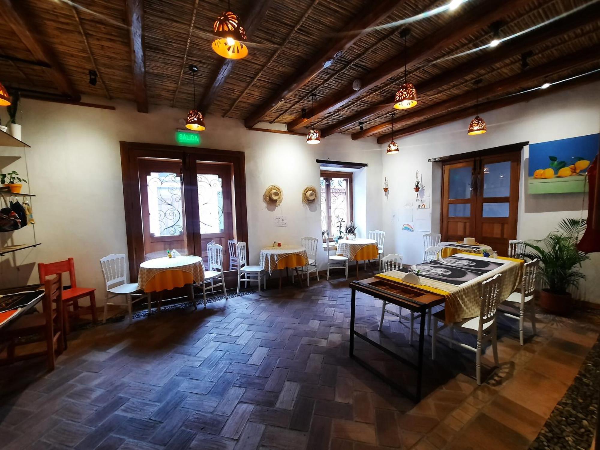 Hostal Suite Le Fabrique Куенка Екстериор снимка