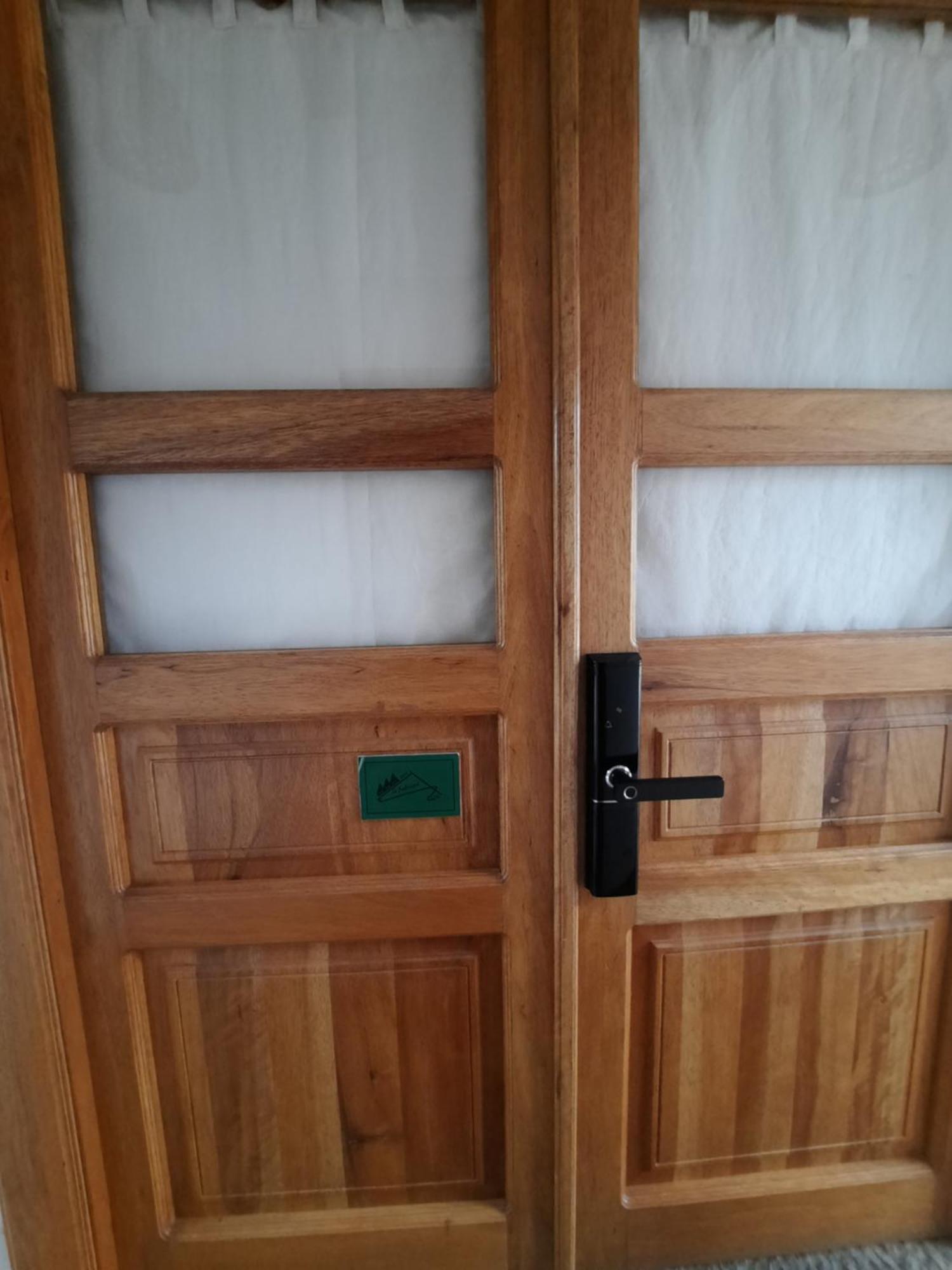 Hostal Suite Le Fabrique Куенка Екстериор снимка